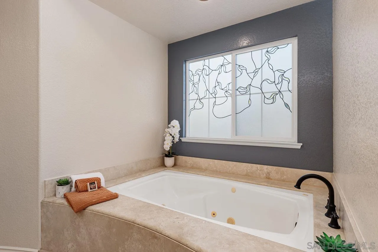 1460 Ravean Court Encinitas, CA 92024 - Photo 43 of 72