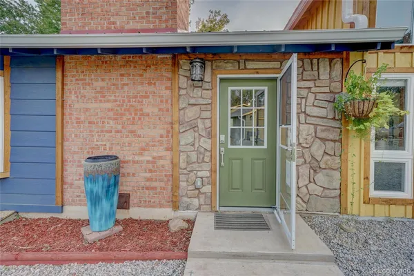 $1,950,000 | 9795 Us Highway, Howard, CO 81233