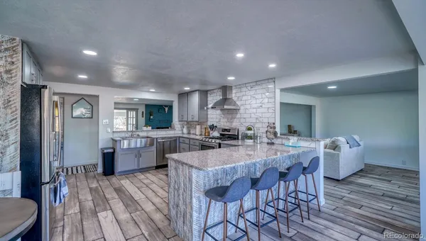 $1,950,000 | 9795 Us Highway, Howard, CO 81233