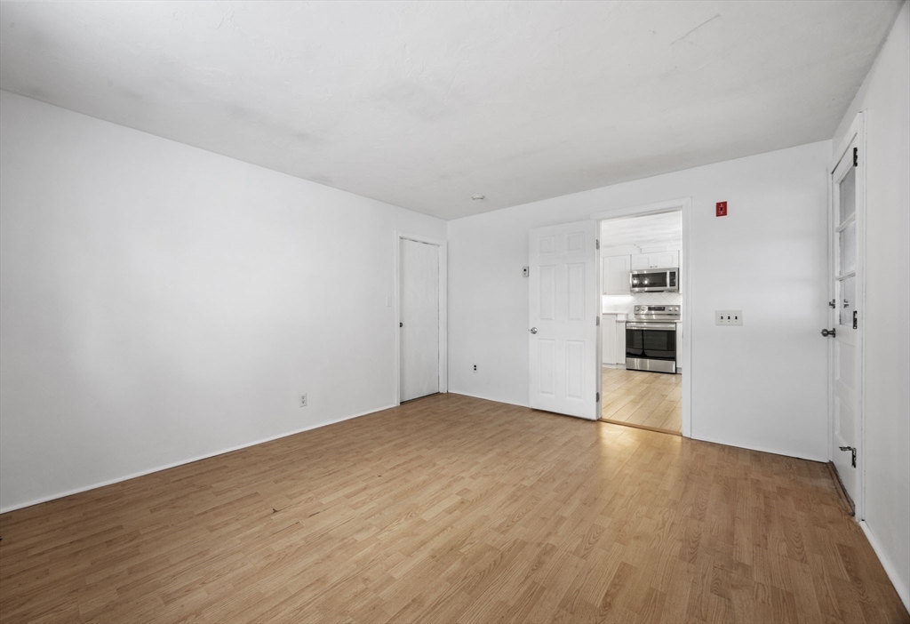 21 Ellen Road Brockton, MA 02302 - Photo 11 of 17