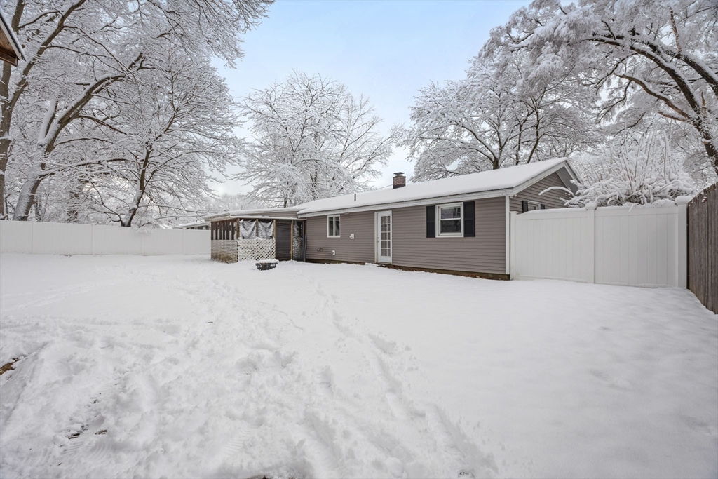 21 Ellen Road Brockton, MA 02302 - Photo 14 of 17