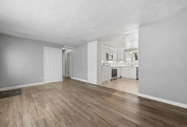 $439,900 | 21 Ellen Road, Brockton, MA 02302