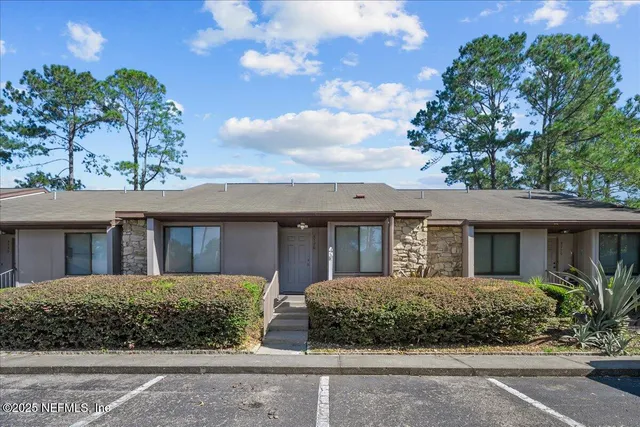 $225,000 | 3726 Northwest 53rd Road, Gainesville, FL 32653