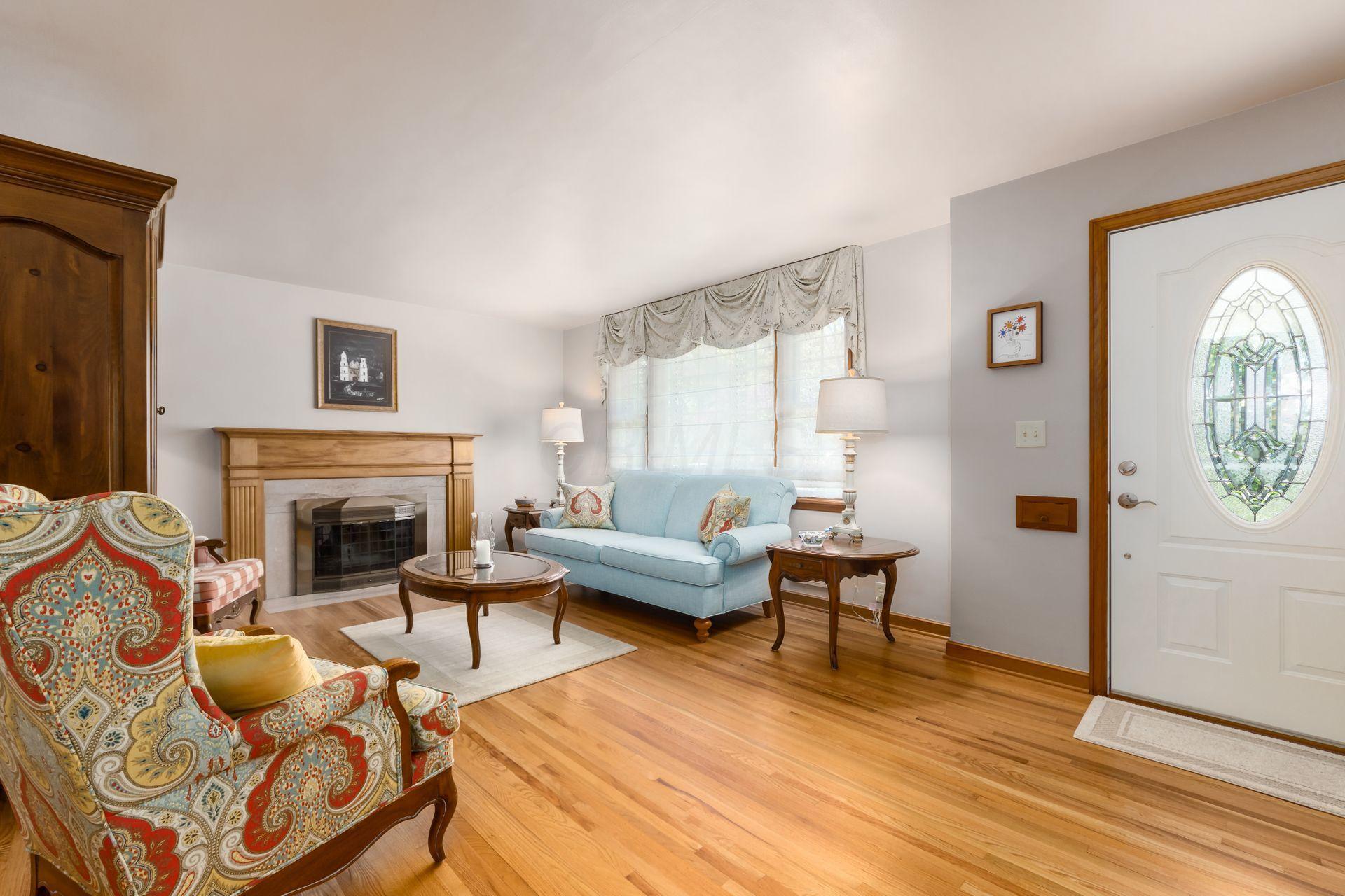 1794 Harwitch Road Columbus, OH 43221 - Photo 11 of 33