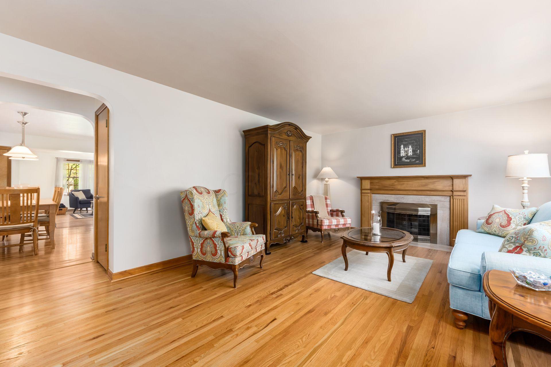 1794 Harwitch Road Columbus, OH 43221 - Photo 12 of 33