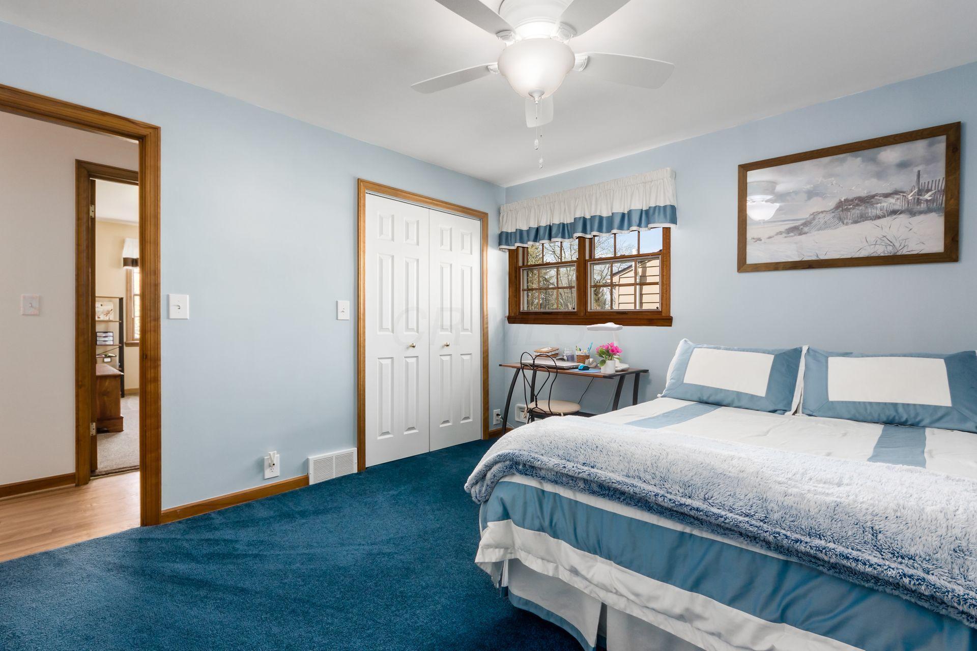 1794 Harwitch Road Columbus, OH 43221 - Photo 15 of 33