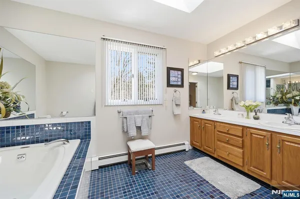 $879,900 | 18 Tice Road, West Milford, NJ 07421