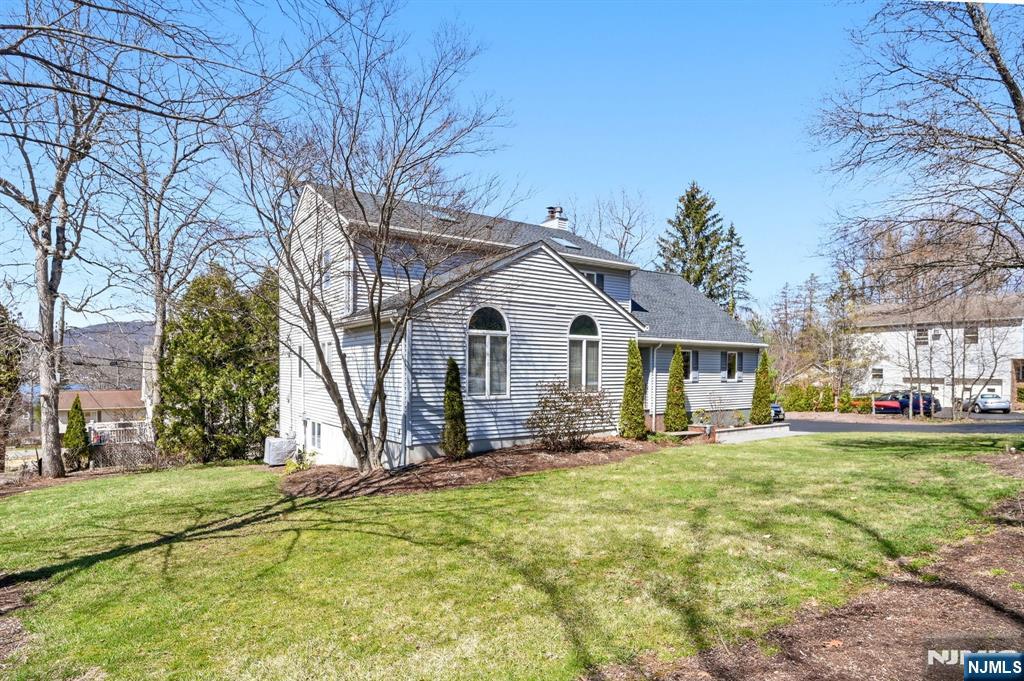 18 Tice Road West Milford, NJ 07421 - Photo 35 of 49