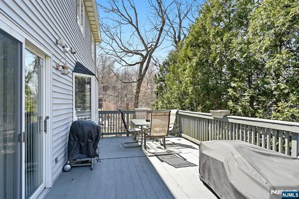 $879,900 | 18 Tice Road, West Milford, NJ 07421