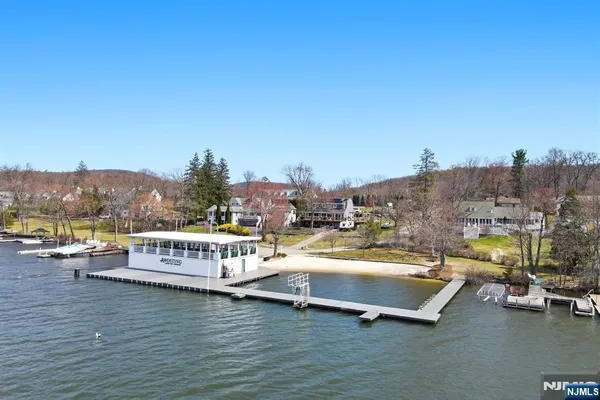 $879,900 | 18 Tice Road, West Milford, NJ 07421