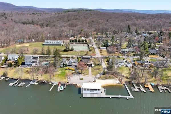 $879,900 | 18 Tice Road, West Milford, NJ 07421