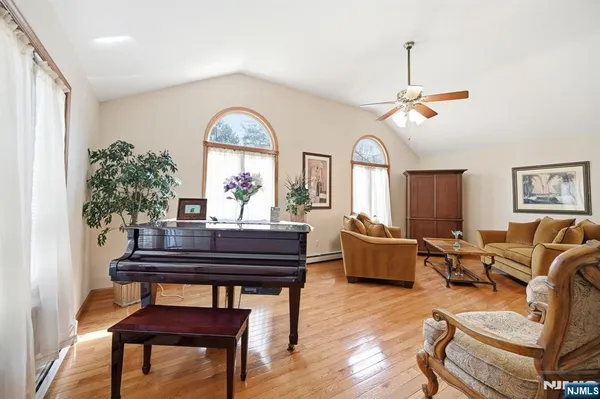 $879,900 | 18 Tice Road, West Milford, NJ 07421