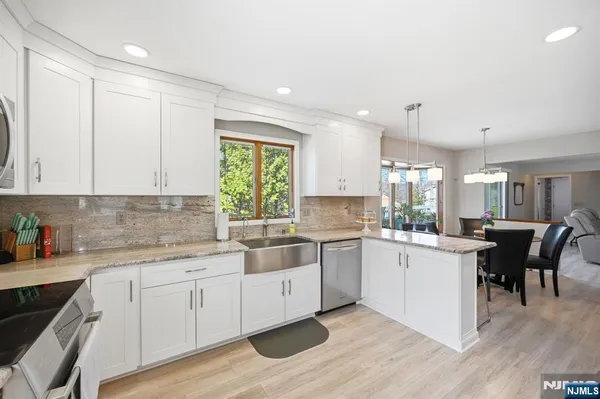 $879,900 | 18 Tice Road, West Milford, NJ 07421