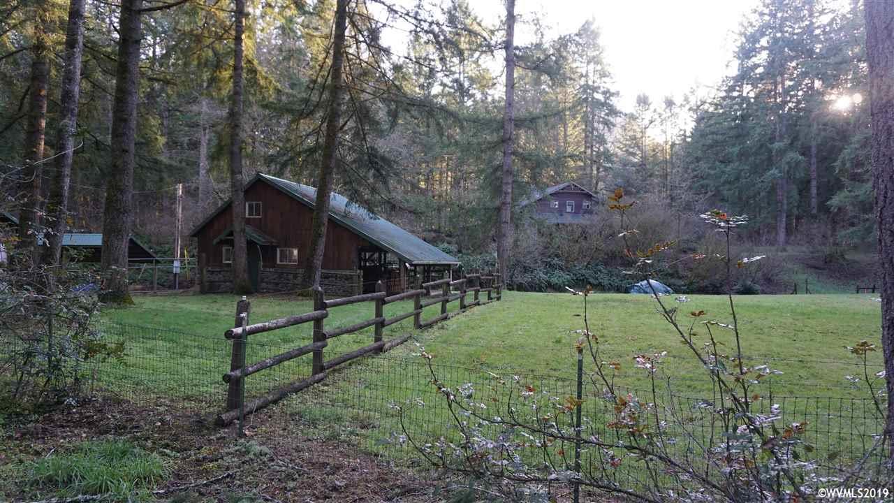 23528 Santiam Way Lyons, OR 97358 - Photo 37 of 41