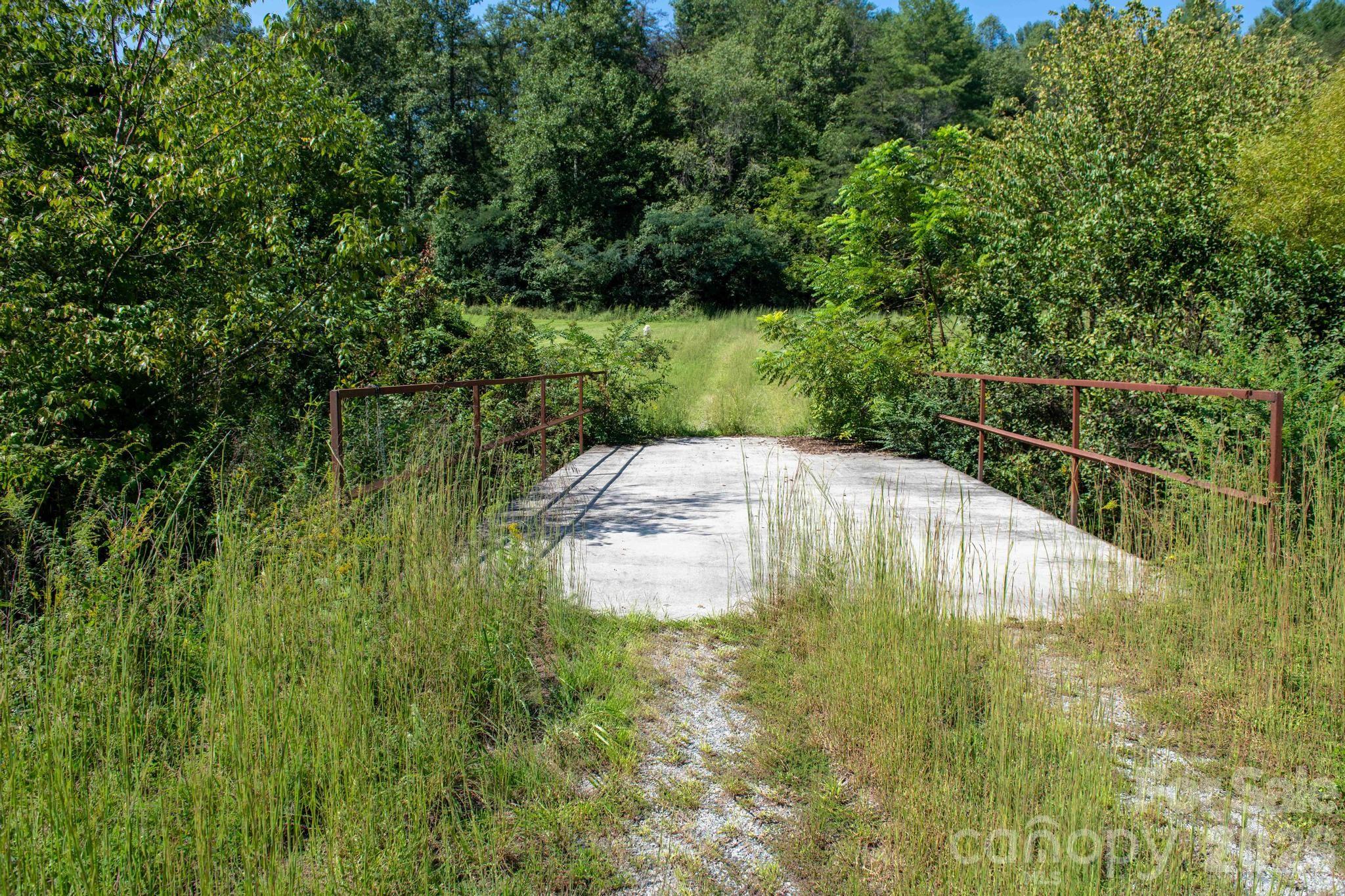 3305 Zacks Fork Road Lenoir, NC 28645 - Photo 22 of 48 Gallery Image 22
