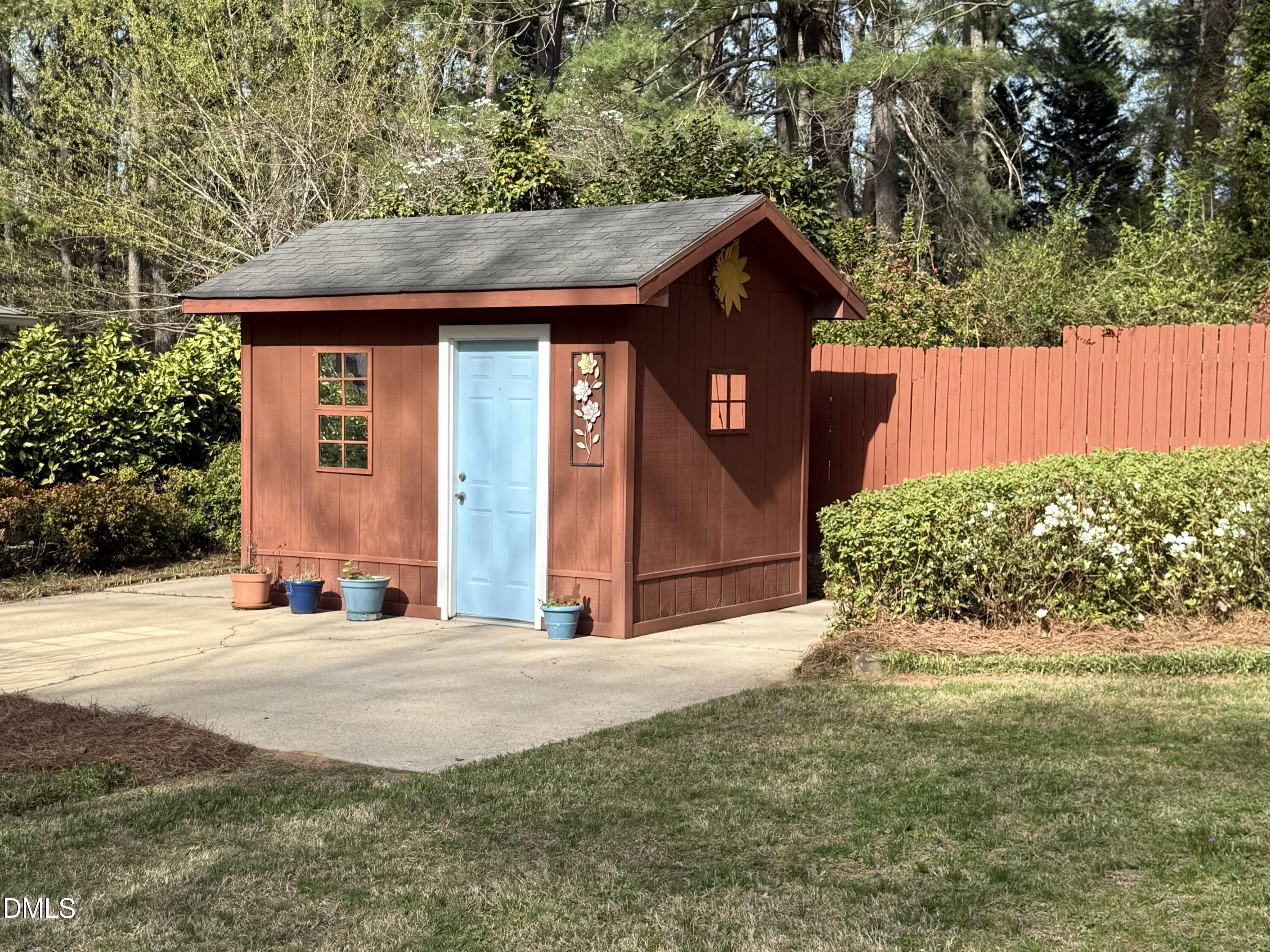 2064 Oxford Road Henderson, NC 27536 - Photo 53 of 70
