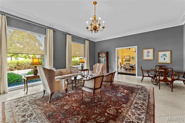 $299,000 | 900 South Hanley Road, Unit 7E, Clayton, MO 63105