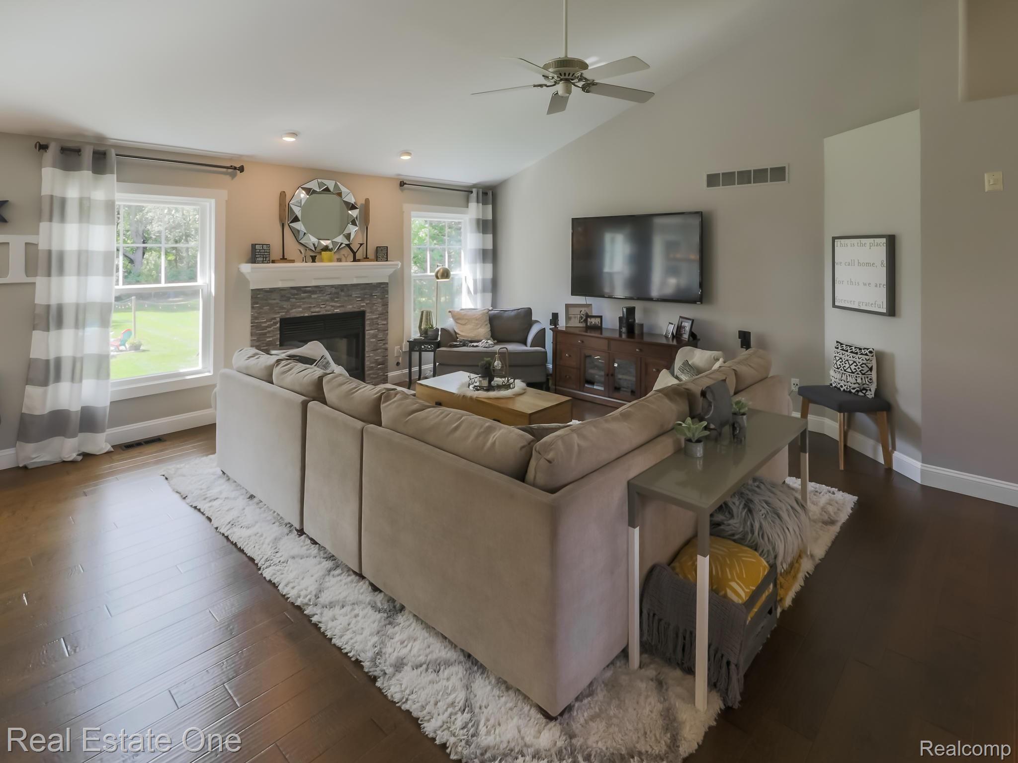 1587 West View Trail Howell, MI 48843 - Photo 9 of 53 9-WViewTrl.jpg
