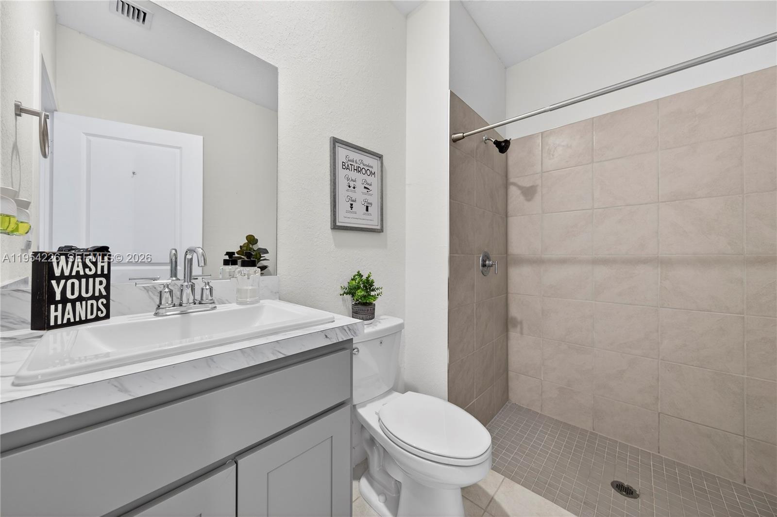 1707 Southeast 9th Terrace Homestead, FL 33034 - Photo 9 of 17