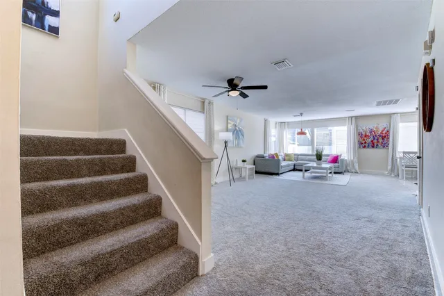 a view of entryway and hall