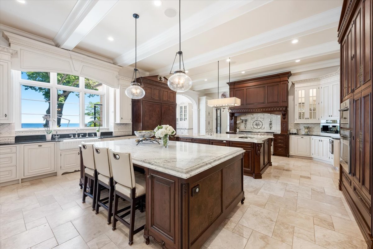 319 Sheridan Road Winnetka, IL 60093 - Photo 18 of 81