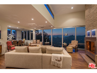 9373 Claircrest Drive Beverly Hills, CA 90210 - Photo 3 of 23