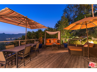 9373 Claircrest Drive Beverly Hills, CA 90210 - Photo 4 of 23