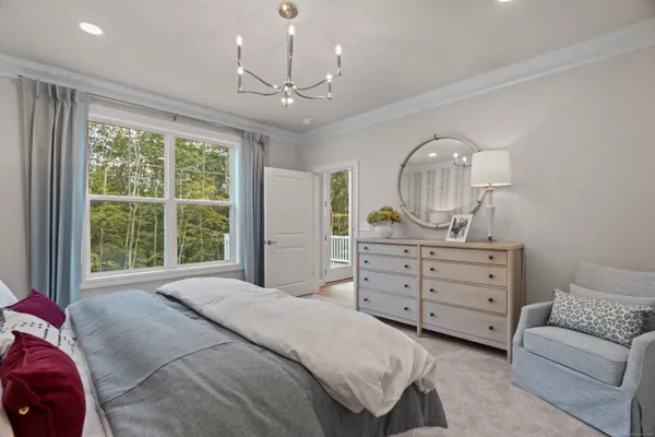 $739,900 | 1091 St Andrews Drive, Oxford, CT 06478