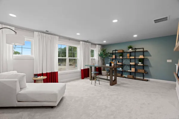 $739,900 | 1091 St Andrews Drive, Oxford, CT 06478