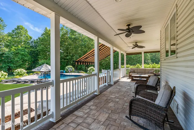 $1,600,000 | 11 Brian Court, Farmingdale, NJ 07727