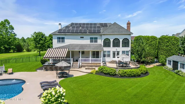 $1,600,000 | 11 Brian Court, Farmingdale, NJ 07727