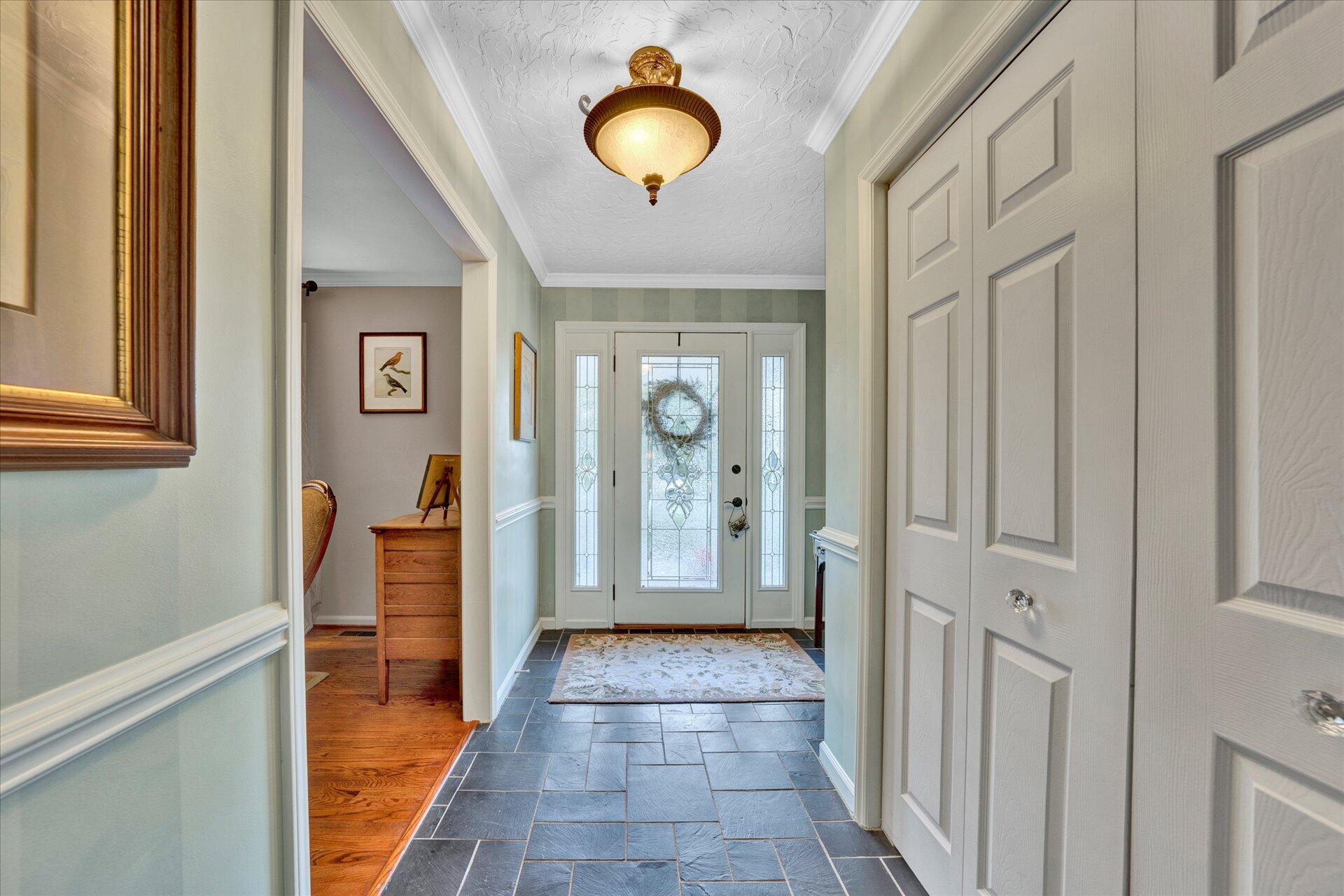307 North Preston Road Vinton, VA 24179 - Photo 9 of 48 a view of a hallway