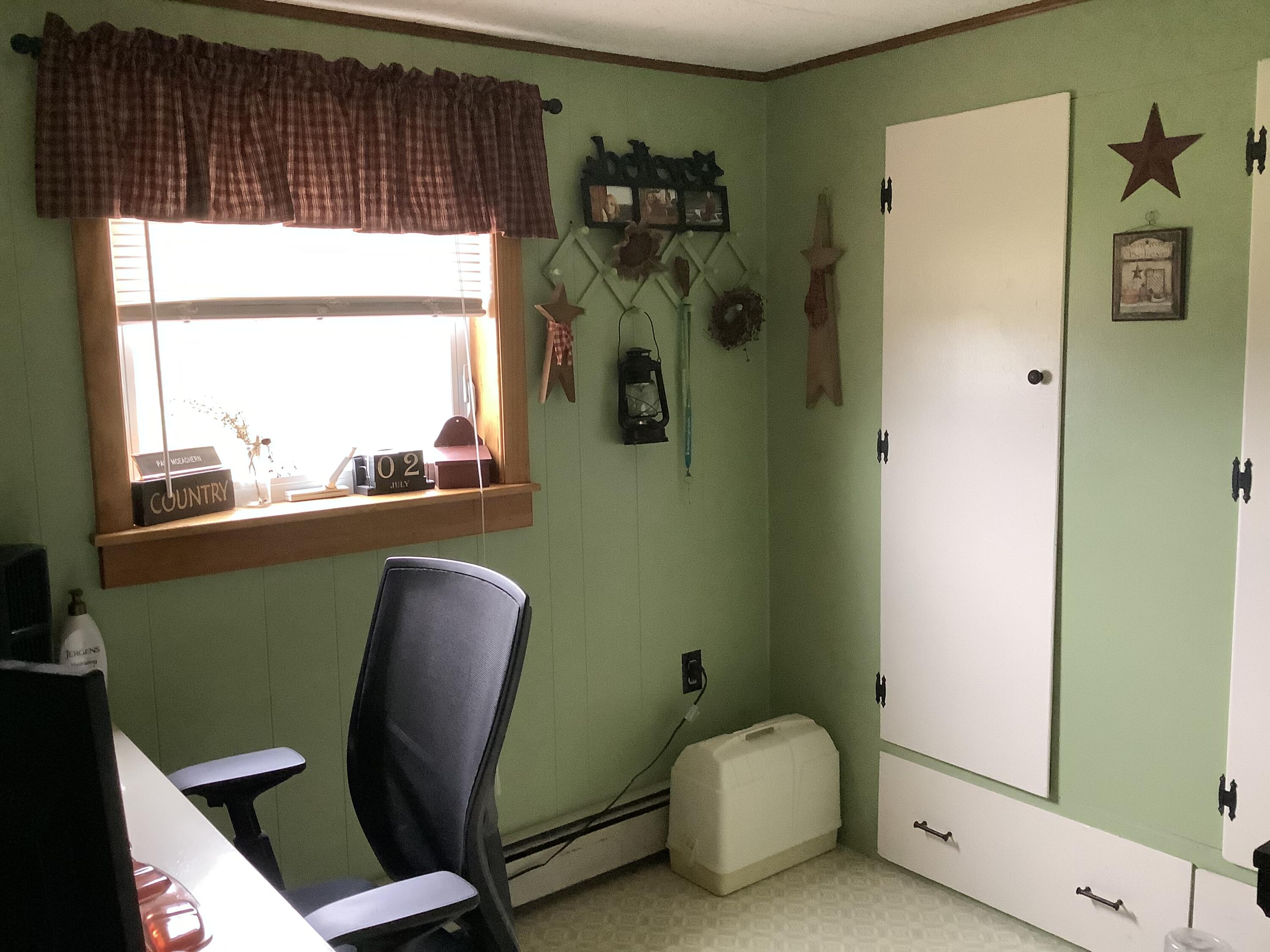 4122 West Chapman Road Mapleton, ME 04757 - Photo 18 of 35 12A36ED8-A8C0-4A67-BE0D-EA25EBB24250