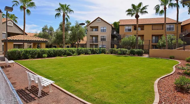 $1,129 | 9605 South 48th Street, Unit A2, Phoenix, AZ 85044