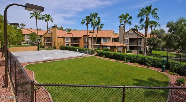 $1,280 | 9605 South 48th Street, Unit 2A, Phoenix, AZ 85044