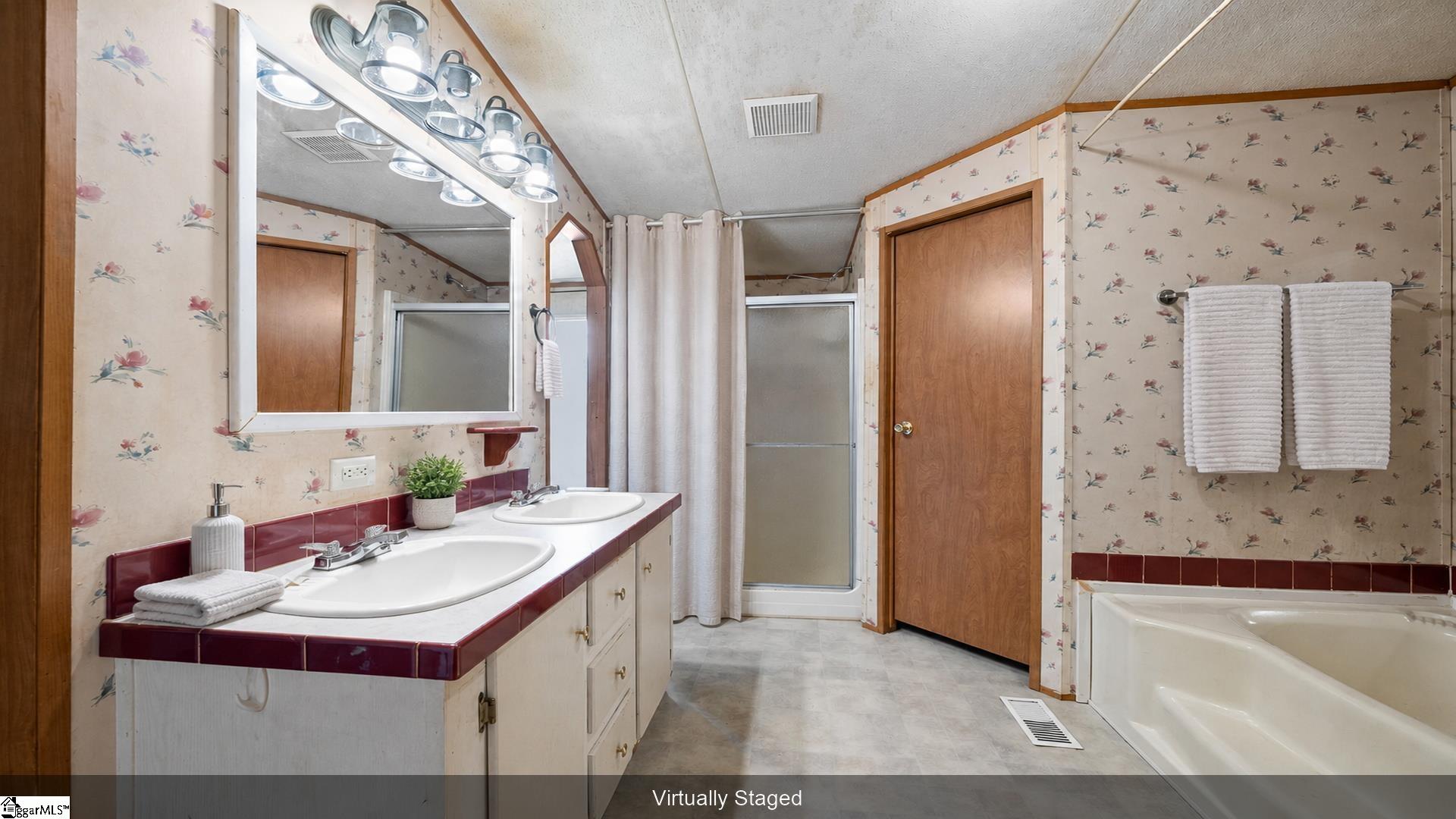 122 Lake Circle Road Marietta, SC 29661 - Photo 10 of 25 Gallery Image 10