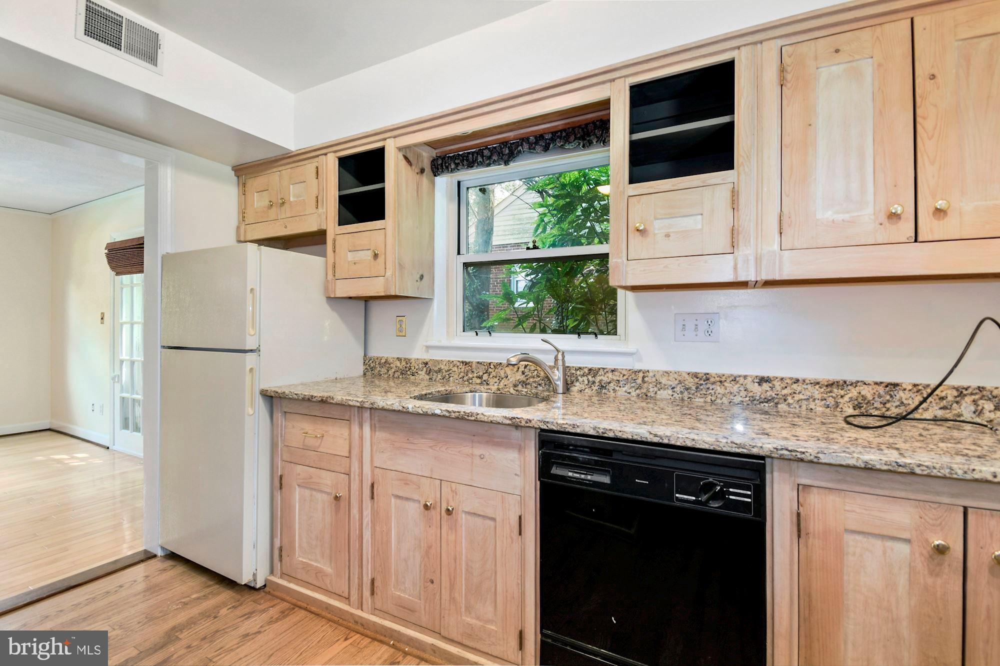 2604 Fenimore Road Silver Spring, MD 20902 - Photo 8 of 20 Gallery Image 8