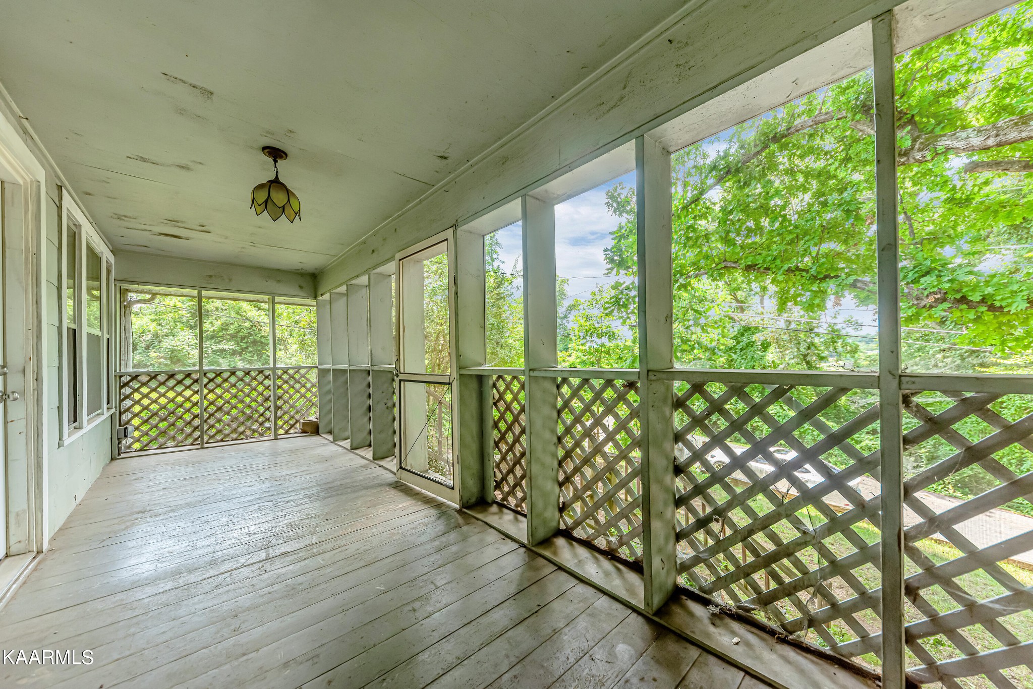 512 Agnes Road Knoxville, TN 37919 - Photo 2 of 20 Gallery Image 2