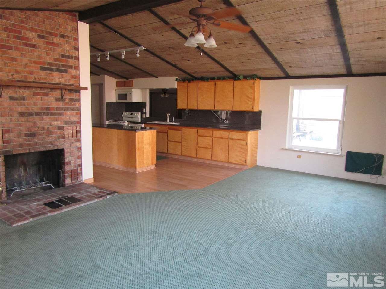961 Canal Road Sparks, NV 89437 - Photo 4 of 22 Photo 4
