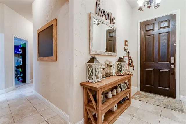 a view of an entryway with furniture