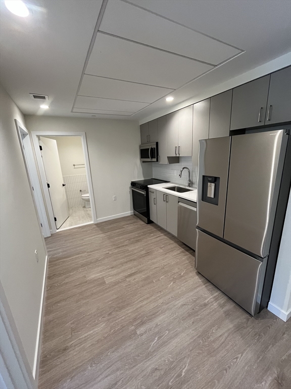 47 Winter Street, Unit 702 Boston, MA 02108 - Photo 2 of 15
