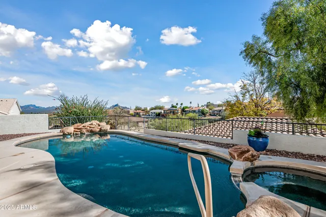 $5,995 | 15831 East Thistle Drive, Fountain Hills, AZ 85268