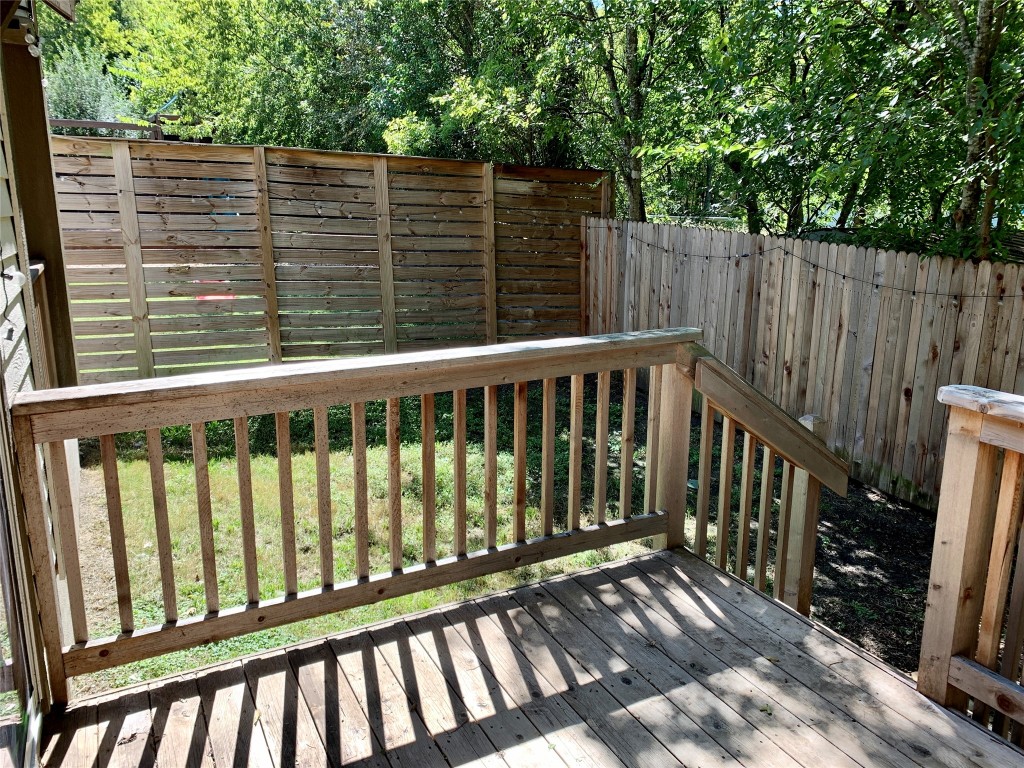 5205 Samuel Huston Avenue, Unit B Austin, TX 78721 - Photo 34 of 37