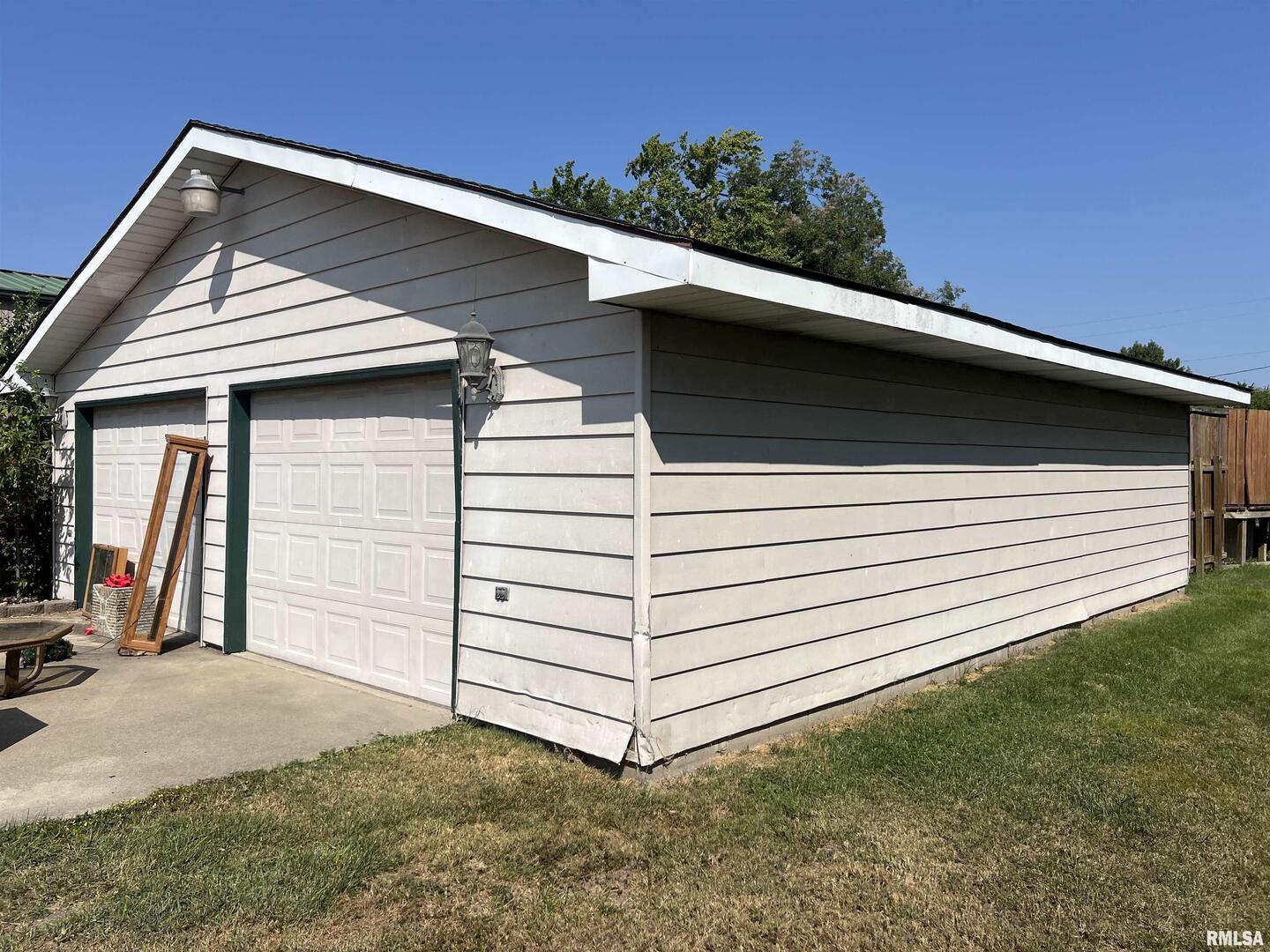 103 East Florence Street Sesser, IL 62884 - Photo 26 of 26 a view of a house with garage