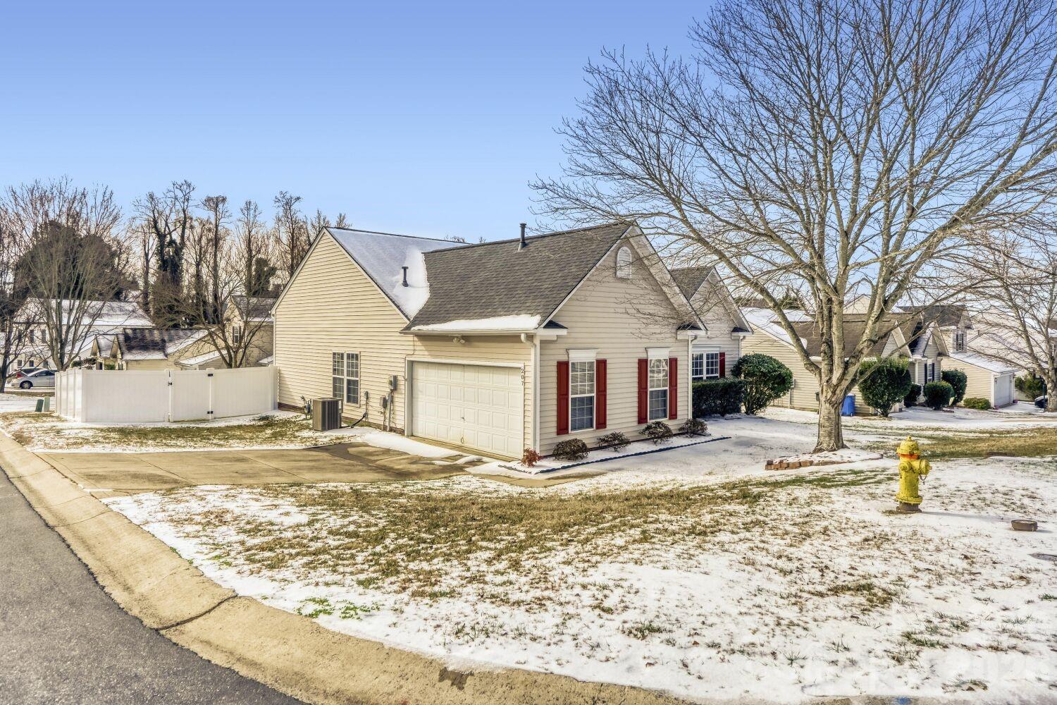 207 Grayland Road Mooresville, NC 28115 - Photo 3 of 29