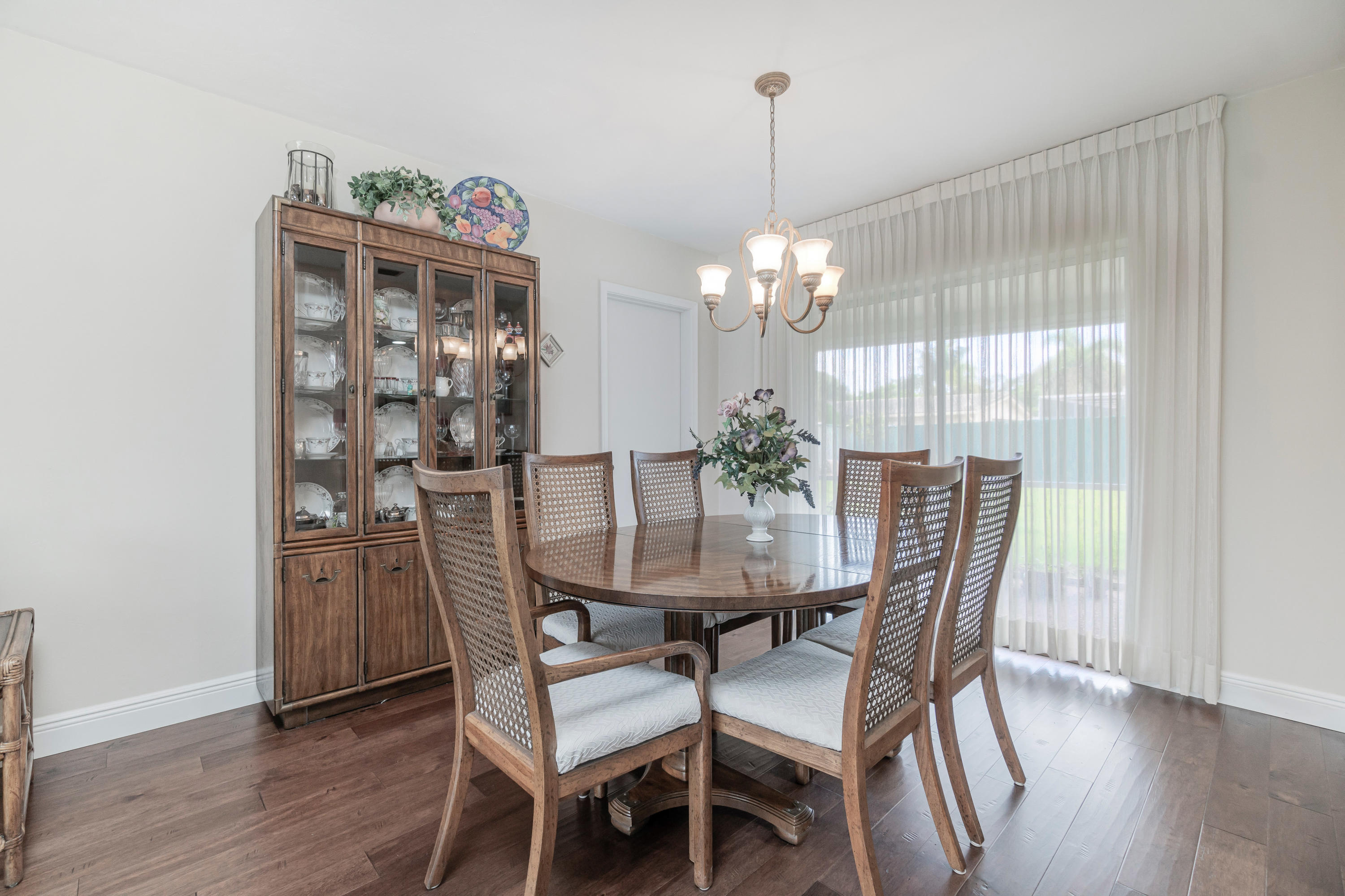 8 Tam O Shanter Lane Boca Raton, FL 33431 - Photo 12 of 41 Dining area