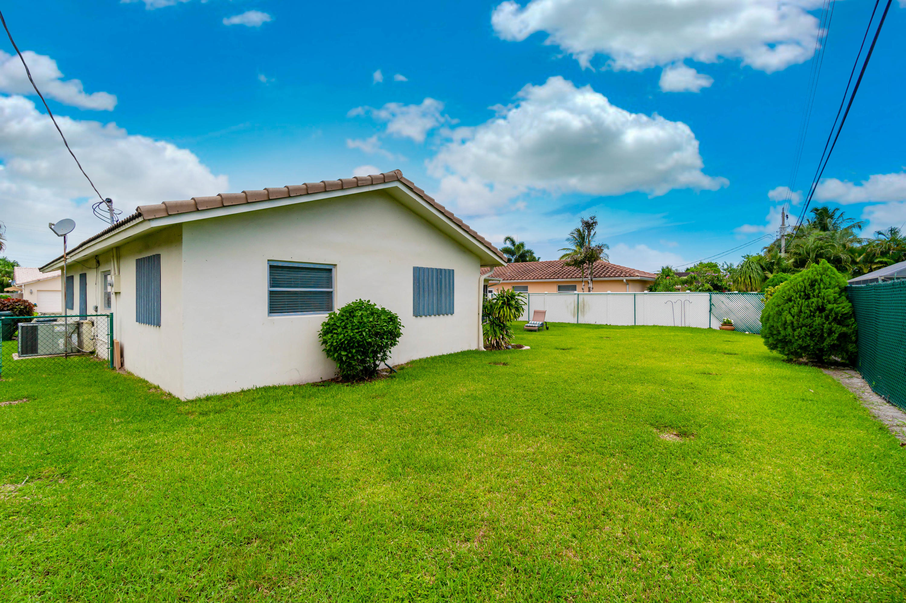 8 Tam O Shanter Lane Boca Raton, FL 33431 - Photo 35 of 41 Backyard