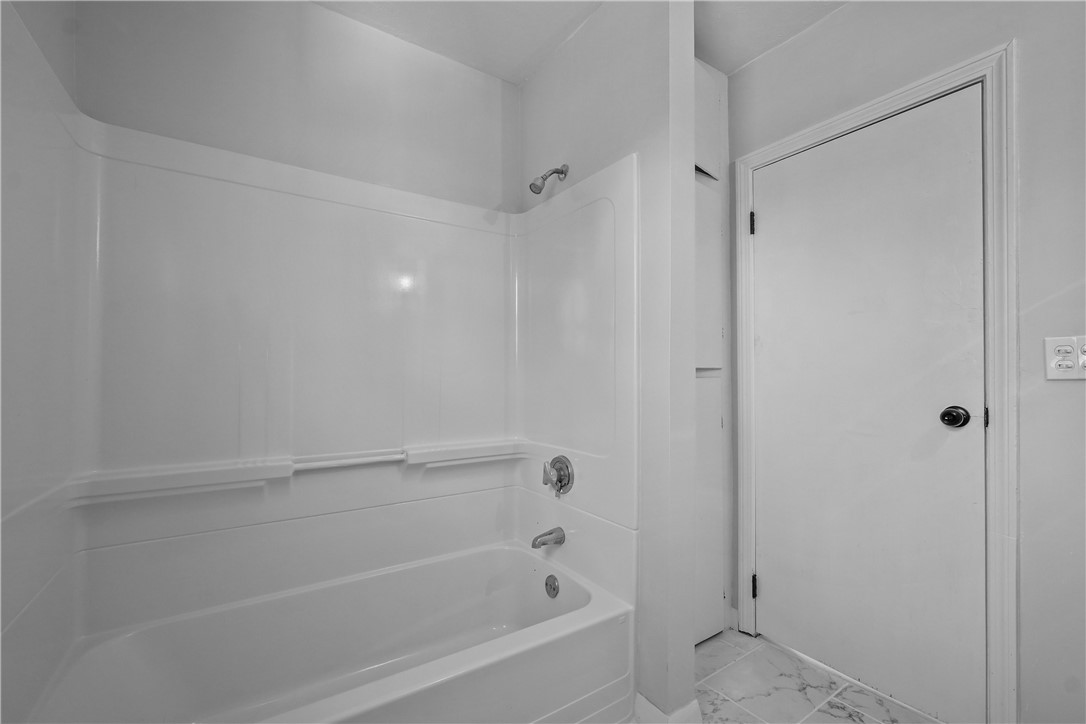 137 Read Avenue Coventry, RI 02816 - Photo 15 of 29