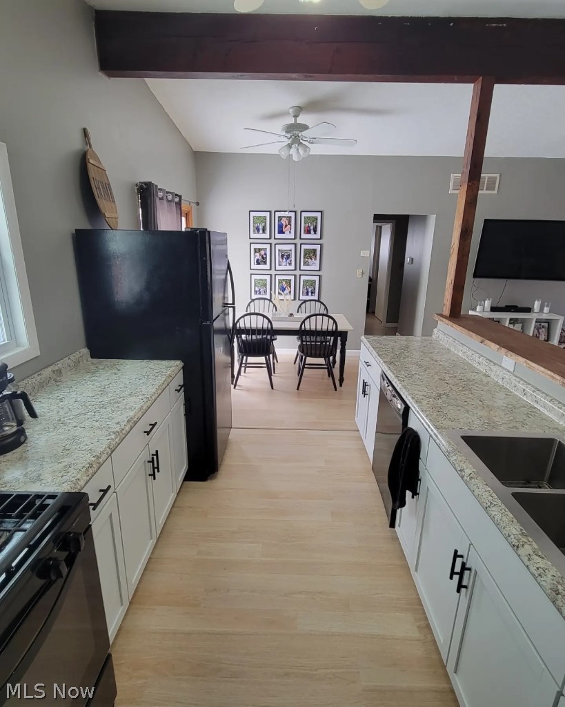 6358 Alderwood Road Parma Heights, OH 44130 - Photo 4 of 6