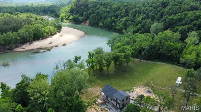 $769,500 | 1067 Forest Road 4811, Doniphan, MO 63935